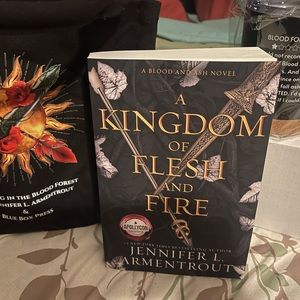 Apollycon Exclusive An evening in the blood forest Bundle.